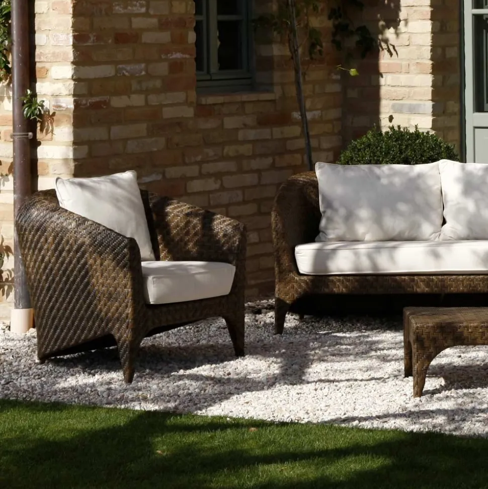 Salotto in Polyrattan Marca REHAU di Diverse Finiture e Cuscini Bianchi - Pazzia