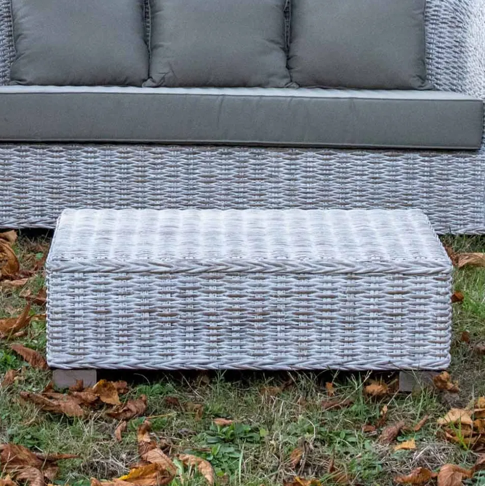 Salotto Outdoor in Fibra Naturale di Kubù con Cuscini – Isildur