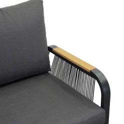 Salotto Realizzato in Alluminio con Dettagli in Teak del Brasile - Diario
