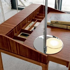 Scrittoio di design moderno in legno noce, l.105xp.65cm, Acario