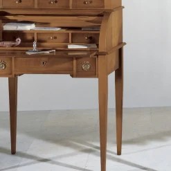 Scrivania con 6 Cassetti Esterni, 3 Cassetti Interni e 1 Vano Made in Italy - Marte