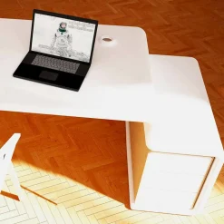 Scrivania da ufficio con cassettiera in legno fatta in Italia,Terralba