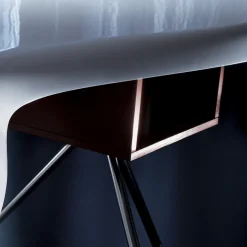 Scrivania direzionale di Karim Rashid in poliuretano in Diverse Finiture - James
