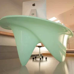 Scrivania per ufficio moderna fatta a mano in Italia Sinuous