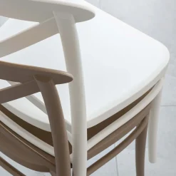 Sedia da Interno e Esterno Impilabile in Resina Rinforzata con Fiberglass - Naira