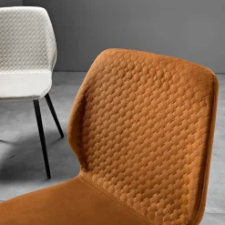Sedia Moderna di Design Elegante in Velluto Trapuntato e Legno - Scarat