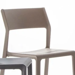 Sedia per Sala da Pranzo Impilabile in Polipropilene Colorato, 4 Pezzi - Abelia