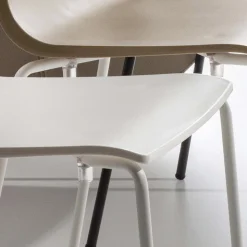 Sedia per Sala da Pranzo in Polipropilene con Base in Metallo, 4 Pezzi - Alina