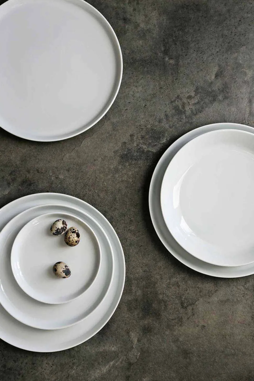 Servizio di Piatti Moderni Bianchi di Design in Porcellana 24 Pezzi - Artico