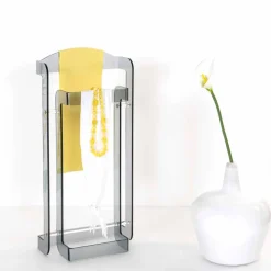Servomuto moderno di design in plexiglass fumè Mose, made in Italy