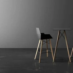Sgabello Bar con Braccioli in Legno e Plastica Vari Colori - Faz Wood by Vondom