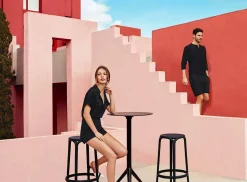 Sgabello da esterno Brooklyn by Vondom in polipropilene, H 76 cm, 4 pezzi