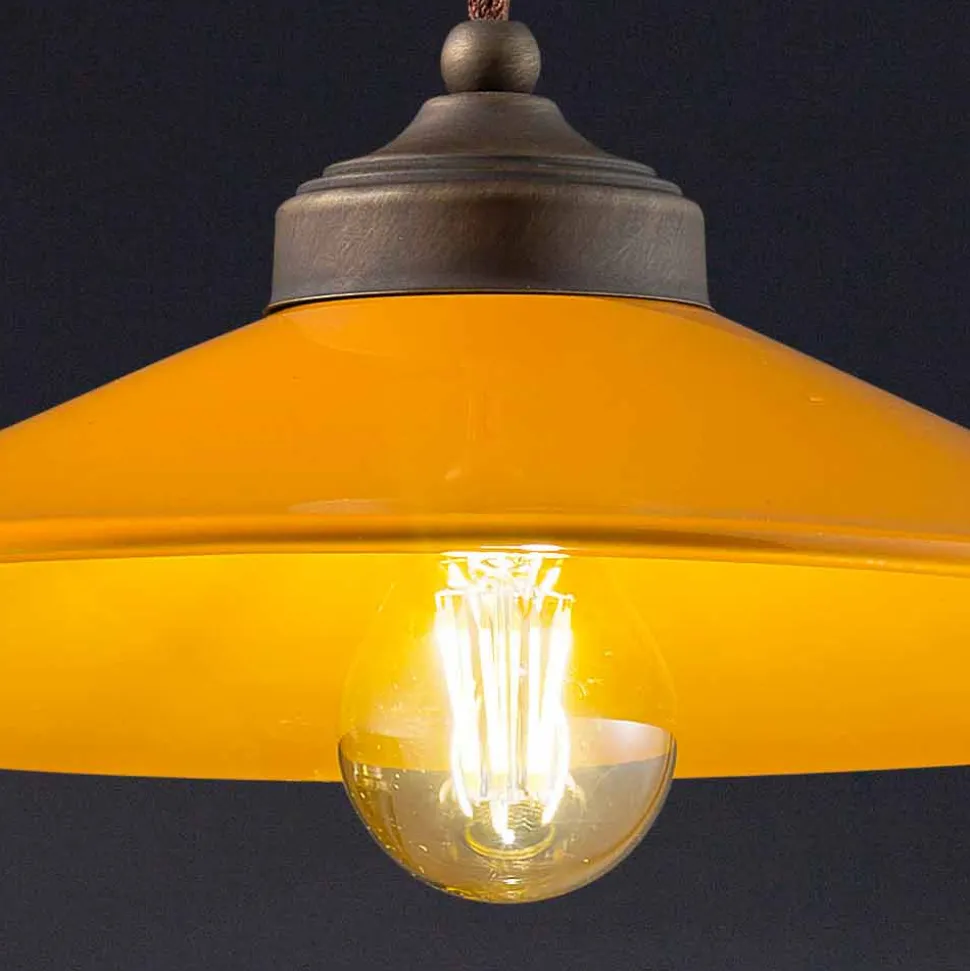 Sospensione in ceramica colorata e ottone anticato Maya Ferroluce