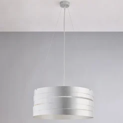 Sospensione in metallo e vetro per una luce diffusa e armoniosa – Melograno