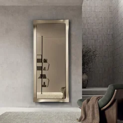 Specchio con Cornice Sagomata Disponibile in 3 Misure e 2 Colori - Carolina