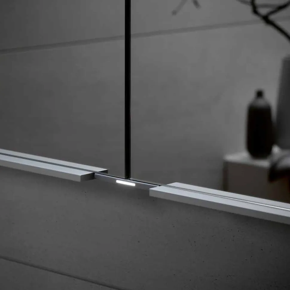 Specchio Contenitore da Parete in Alluminio con Illuminazione LED - Demon