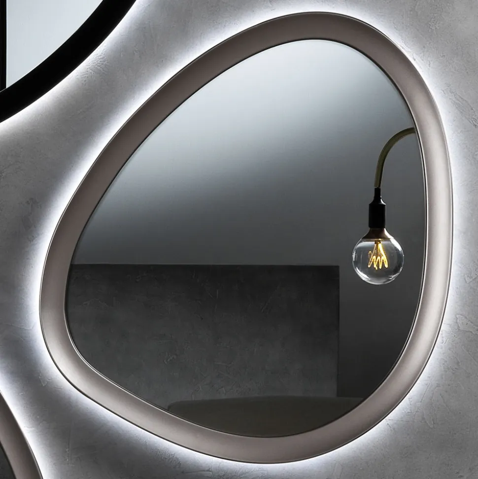 Specchio di Forma Irregolare con Retroilluminazione made in Italy - Ride