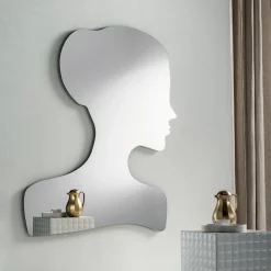 Specchio Sagomato con Volto di Donna Realizzato in Italia - Brunilde