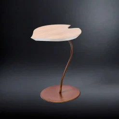 Tavolino di design in legno con base in ferro Leaf