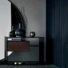 Tavolino Lato Divano o Comodino in Vetro Fumè con Cassetto in Cuoio - Linzy