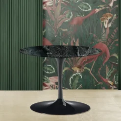 Tavolino Tulip Eero Saarinen H 39 con Piano Ovale in Marmo Verde Alpi - Scarlet