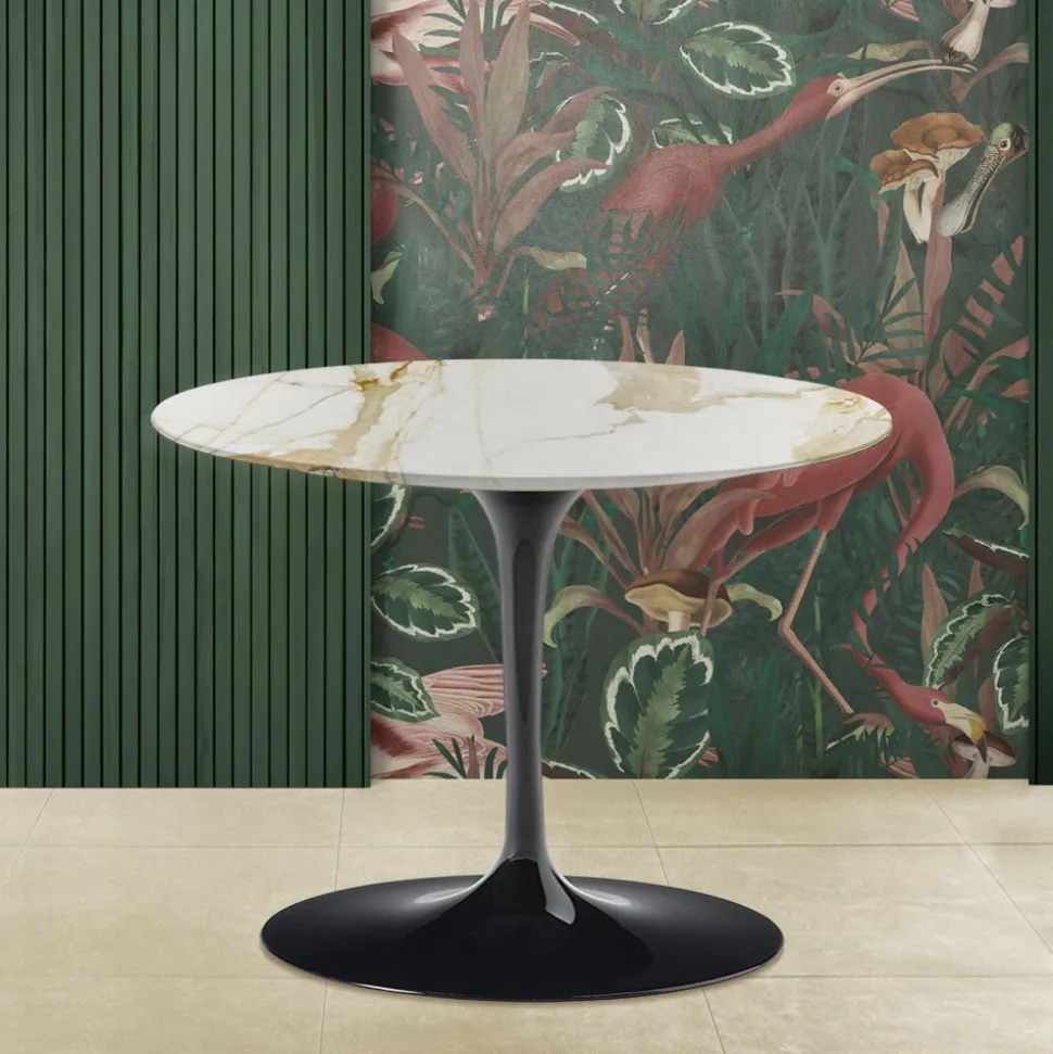 Tavolino Tulip Saarinen H 41 con Piano Rotondo in Marmo Calacatta Oro - Scarlet