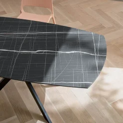 Tavolo Allungabile a Botte in HPL Stratificato di Diverse Finiture - Incontro
