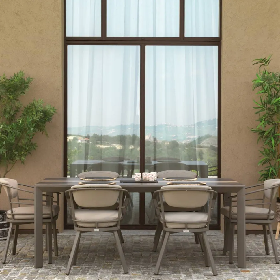 Tavolo Allungabile a 300 cm in Alluminio con Inserto in HPL - Righello