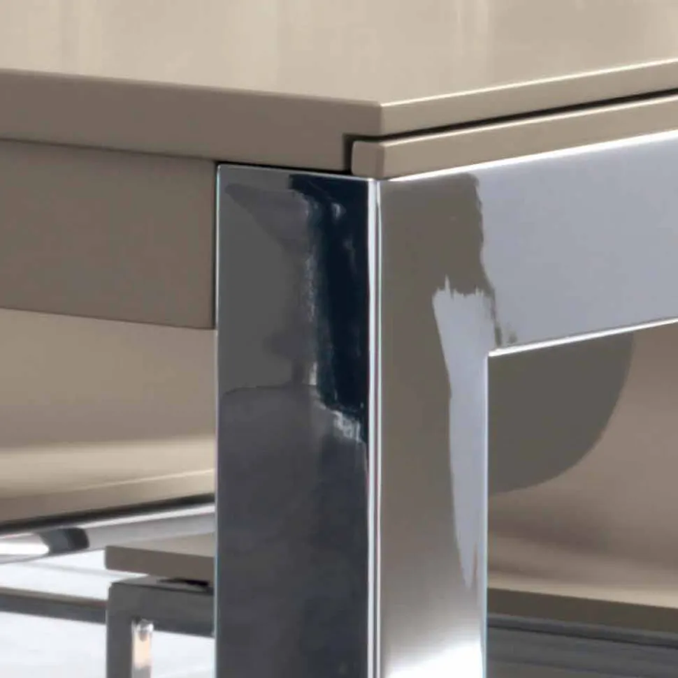 Tavolo Allungabile con Piano in Legno Noce Tanganika e Gambe in Metallo – Ketla
