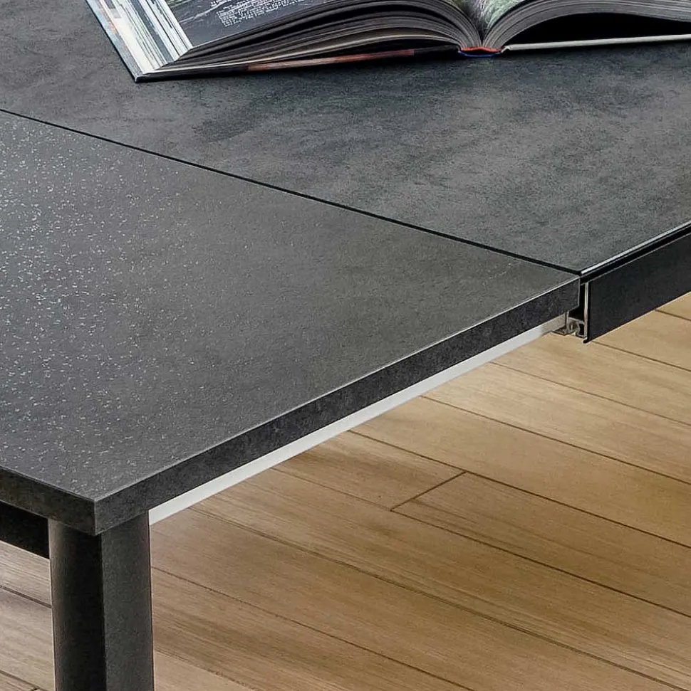 Tavolo Allungabile Fino a 240 cm con Piano in Laminam Made in Italy - Maltese