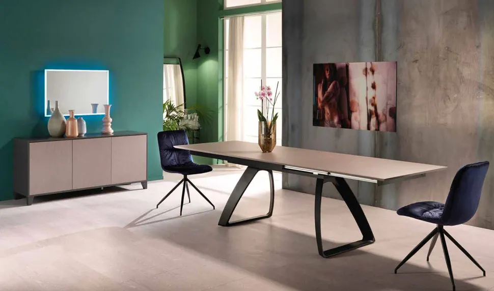 Tavolo allungabile fino 270 cm moderno con gambe in metallo, Villongo