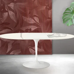 Tavolo Allungabile Tulip Saarinen H 74 cm in Ceramica Florim Statuario Opaco - Scarlet