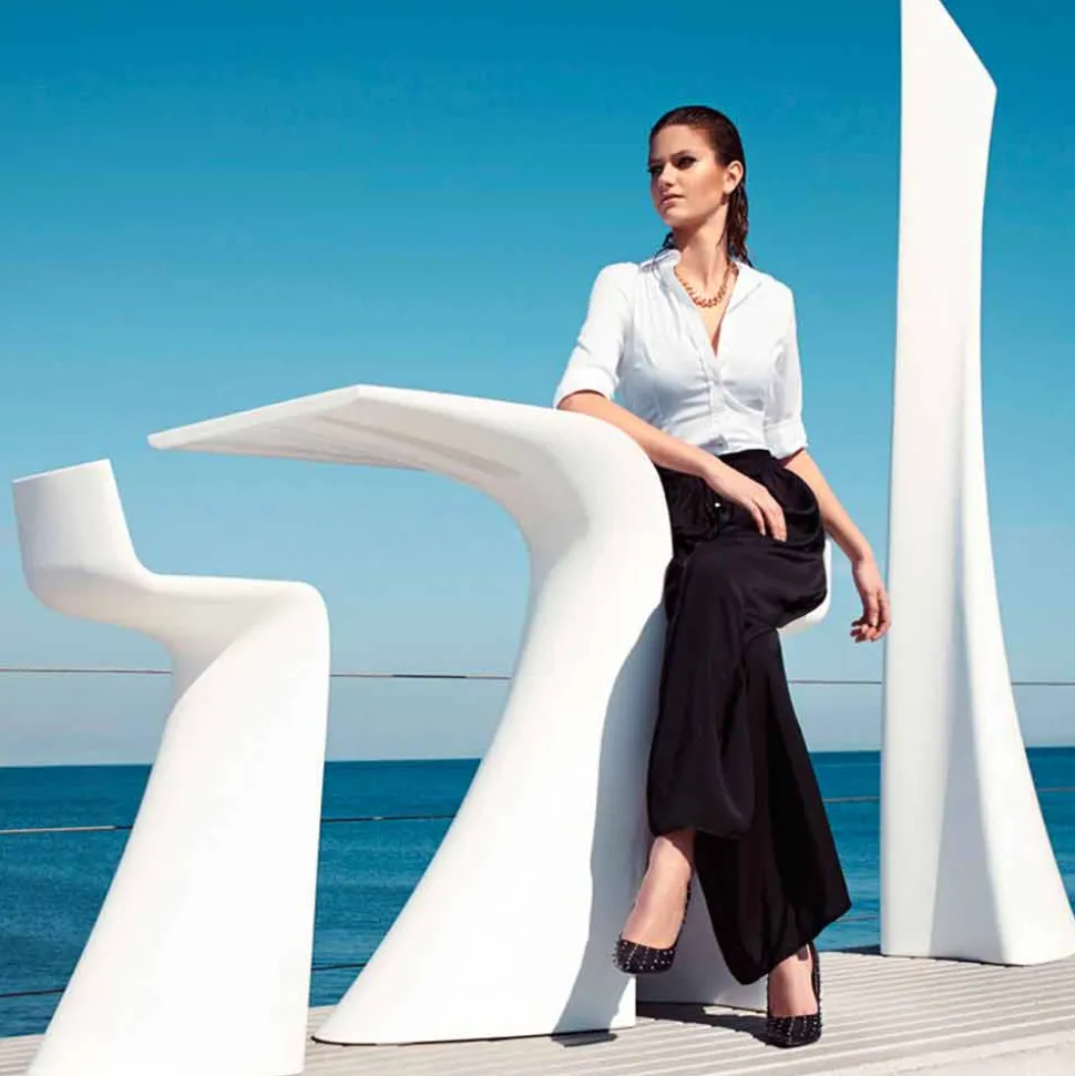 Tavolo alto da esterno H 100 cm di design, in polietilene, Wing Vondom