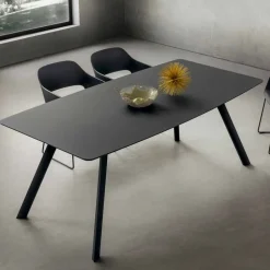 Tavolo Cucina in Fenix Stratificato e Alluminio Nero Made in Italy - Lingotto