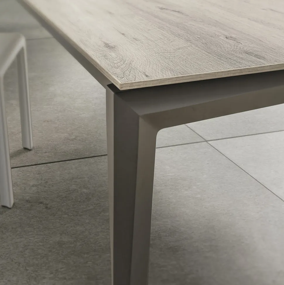 Tavolo da Cucina Allungabile Fino a 240 cm in Hpl Made in Italy - Fantastic