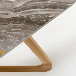 Tavolo da Esterno con Base in Legno e Piano in Ceramica Orobico Luxe - Infinity