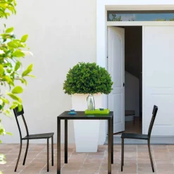 Tavolo da Esterno Impilabile Quadrato in Metallo Moderno Made in Italy - Aila