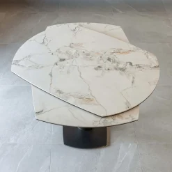 Tavolo da Pranzo Allungabile in Ceramica e Base Metallo - Indira