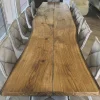 Tavolo da Soggiorno in Quercia Secolare e 12 Sedie Incluse Made in Italy - Dite