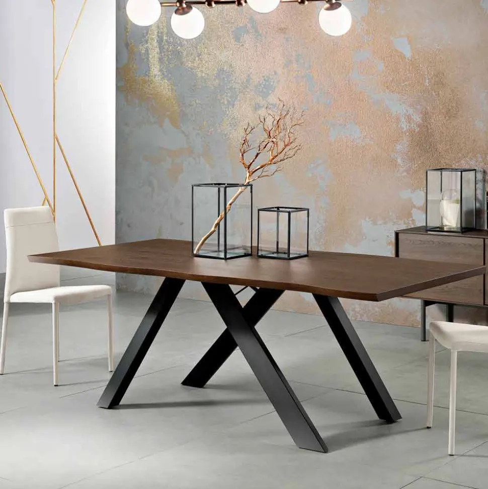 Tavolo di design in legno massellato prodotto in Italia, Wilmer