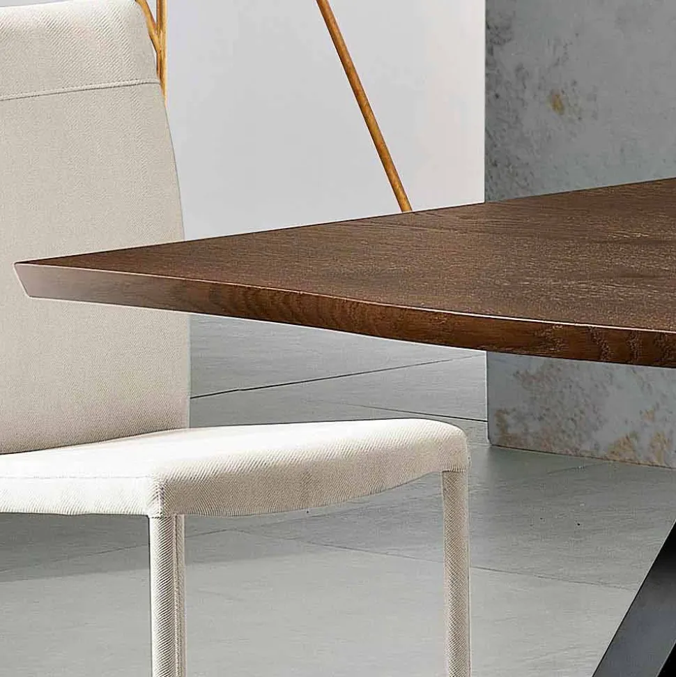 Tavolo di design in legno massellato prodotto in Italia, Wilmer