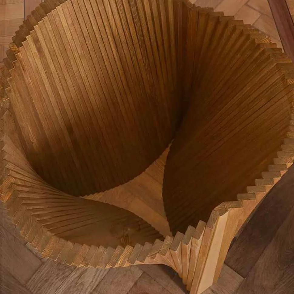 Tavolo Rotondo di Lusso in Vetro e Frassino Oliato Made in Italy - Madame