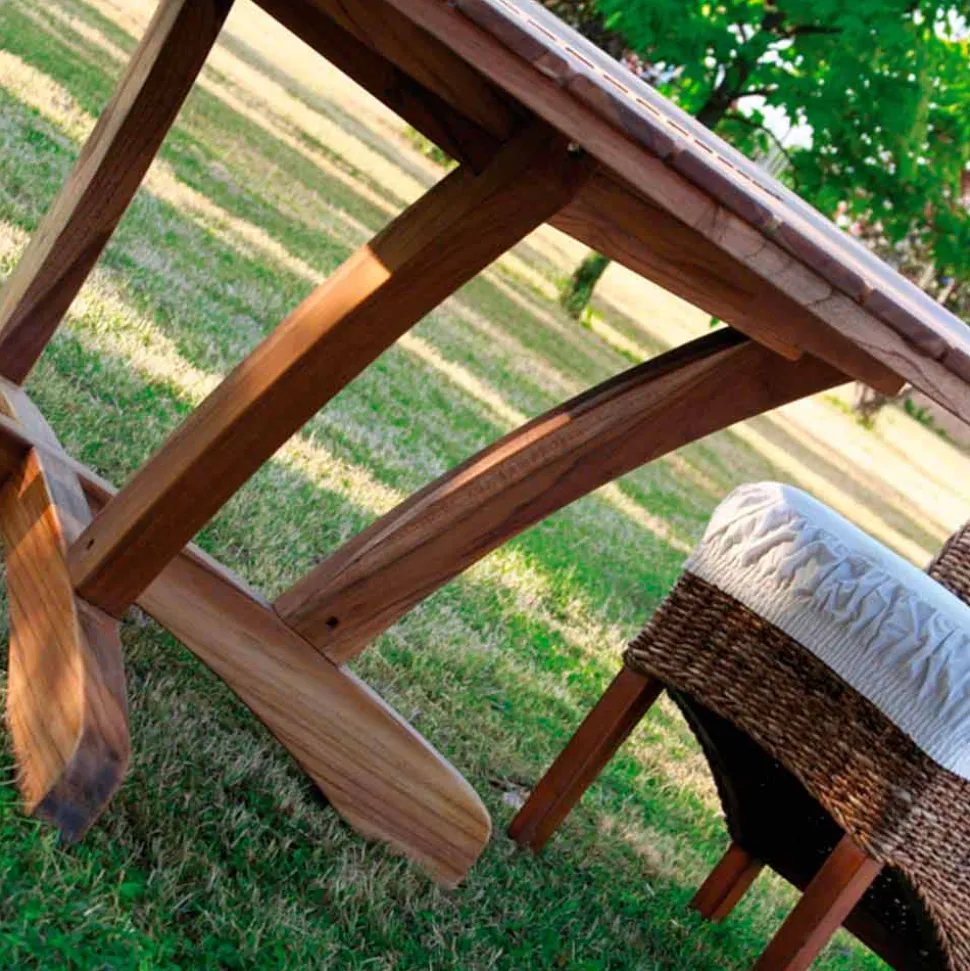 Tavolo tondo in teak e massello Real Table