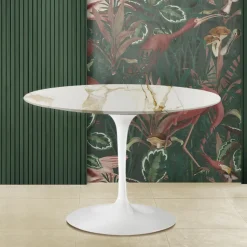 Tavolo Tulip Eero Saarinen H 74 con Piano Rotondo in Marmo Calacatta Oro - Scarlet