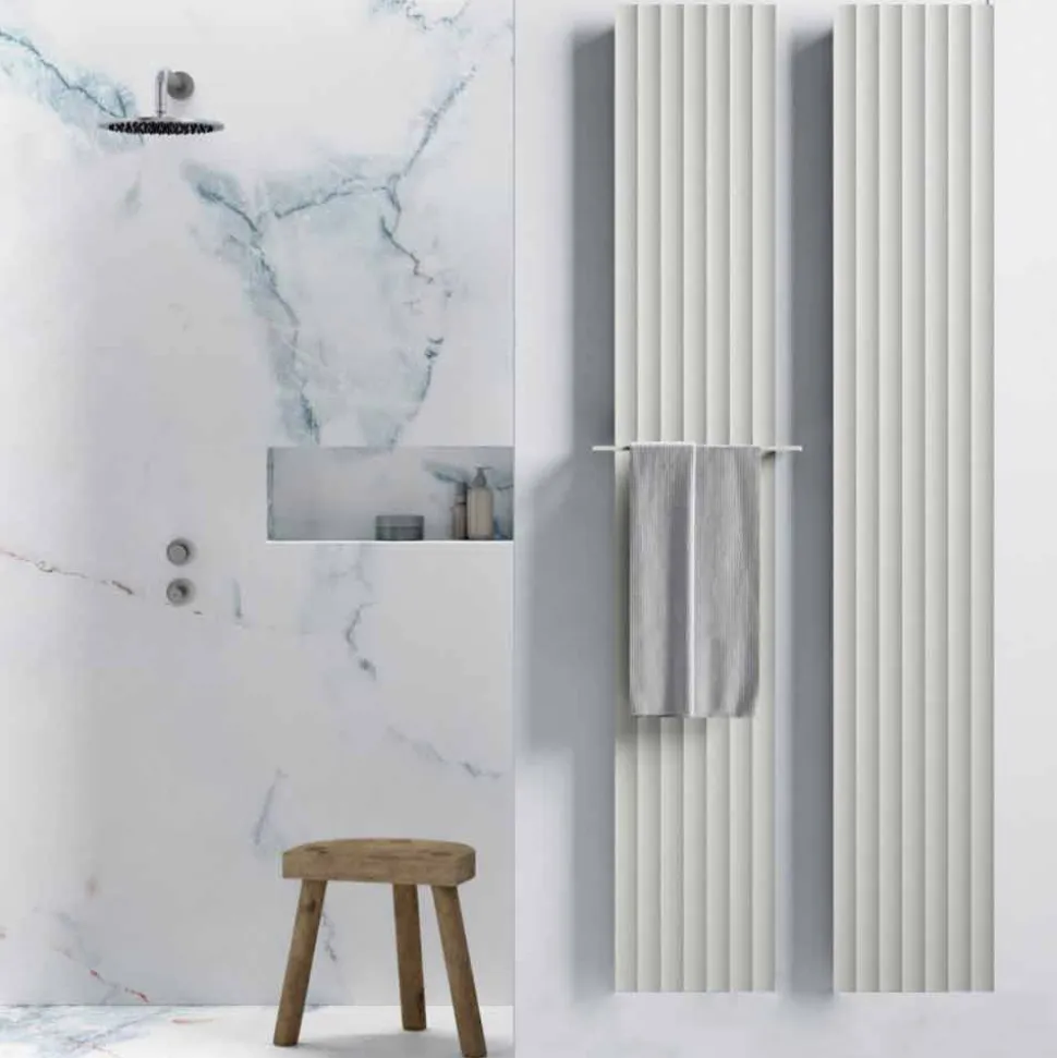 Termoarredo in Alluminio Design Moderno Idraulico a Parete fino 700 W - 100Righe