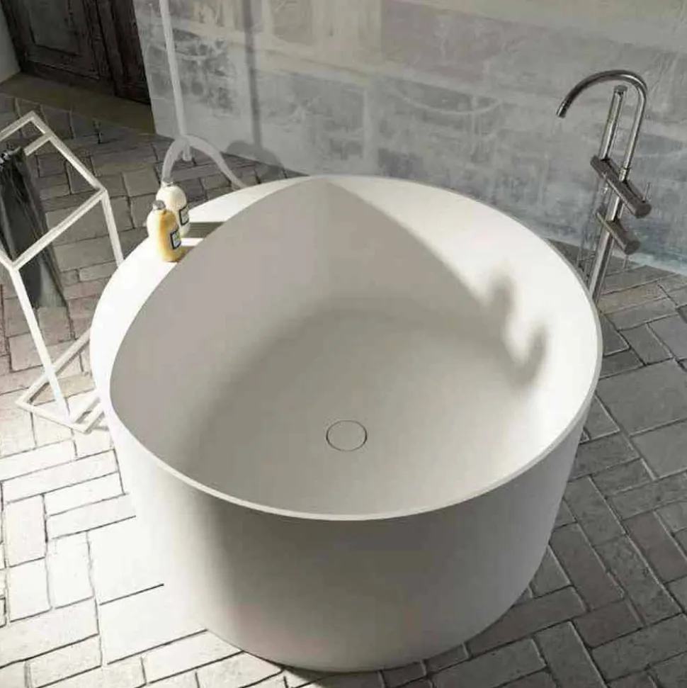 Vasca da bagno freestanding rotonda di design fatta in Italia Cremona