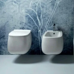 Vaso sospeso in ceramica bianca design moderno Gaiola, made in Italy