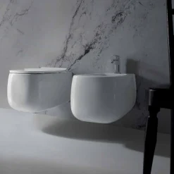 Vaso sospeso in ceramica bianca design moderno Gaiola, made in Italy
