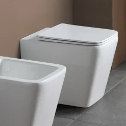 Vaso Wc a Terra con Sedile Soft Close in Ceramica dal Design Moderno - Giunco