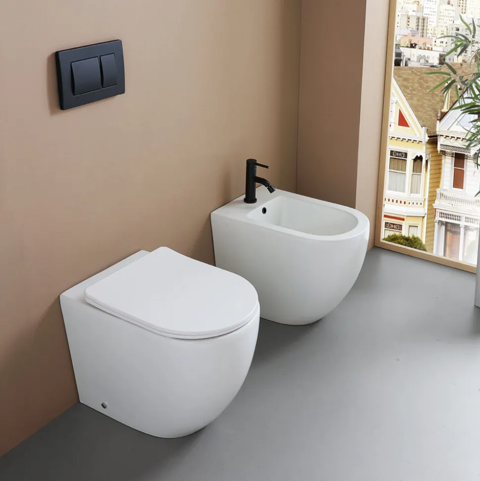Vaso Wc a Terra Sedile Soft Close Termoindurente in Ceramica Bianca - Olmo